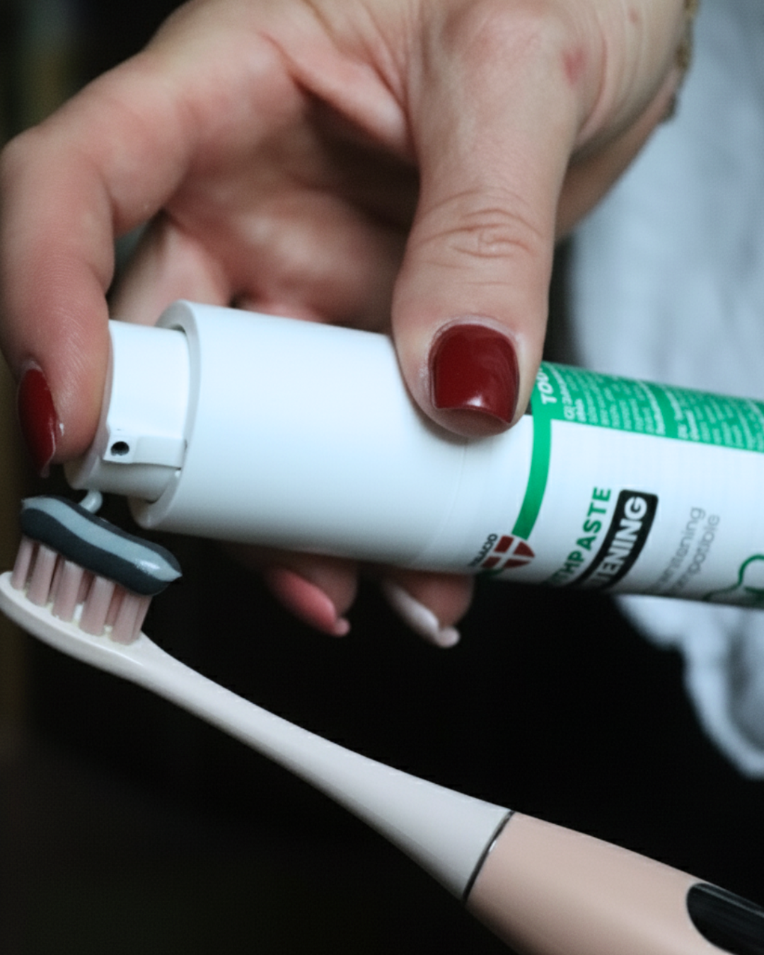 Dentifrice Whitening au Charbon Actif & Huile de Chanvre, 75 g Palacio - CBDelys